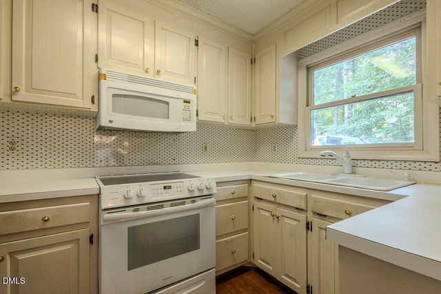3421 Oak Trail, Clayton, NC 27520