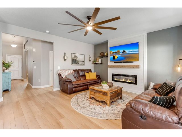 5614 Carmon Dr, Windsor, CO 80550