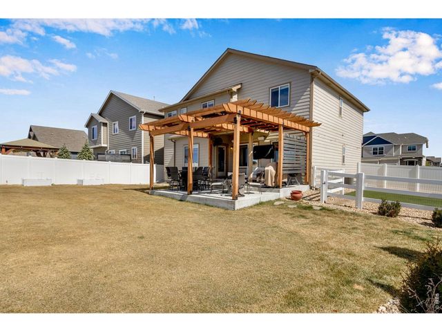 5614 Carmon Dr, Windsor, CO 80550
