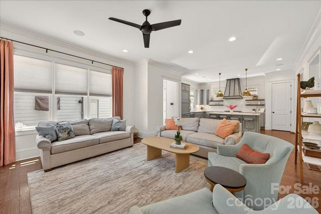 748 Ellsworth Road, Charlotte, NC 28211