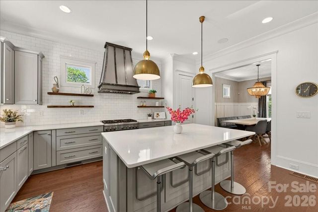 748 Ellsworth Road, Charlotte, NC 28211