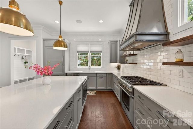 748 Ellsworth Road, Charlotte, NC 28211