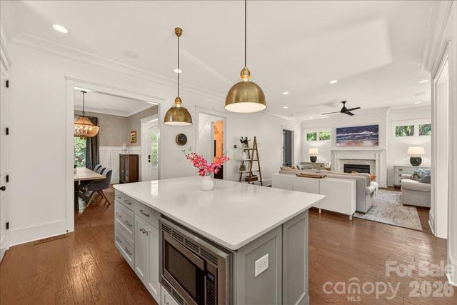 748 Ellsworth Road, Charlotte, NC 28211