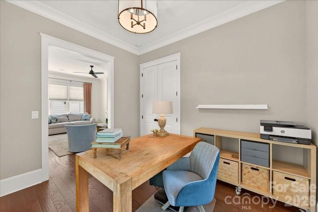 748 Ellsworth Road, Charlotte, NC 28211