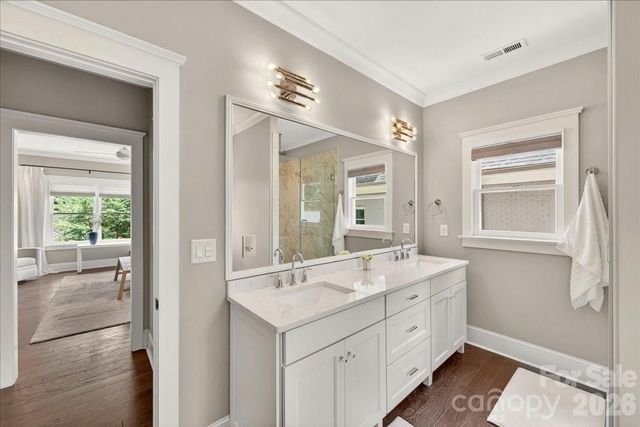 748 Ellsworth Road, Charlotte, NC 28211
