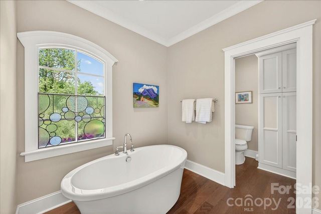 748 Ellsworth Road, Charlotte, NC 28211
