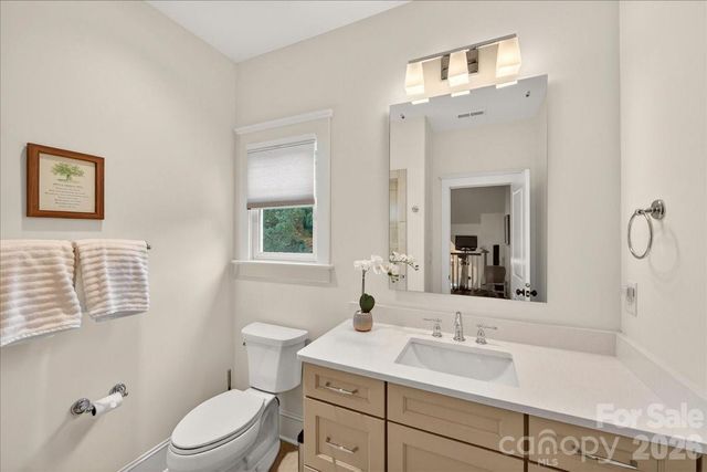 748 Ellsworth Road, Charlotte, NC 28211