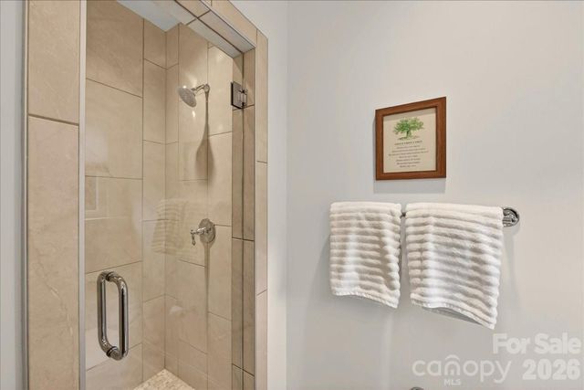 748 Ellsworth Road, Charlotte, NC 28211