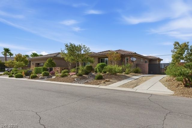7275 Hinson Street, Las Vegas, NV 89118