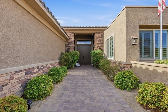 7275 Hinson Street, Las Vegas, NV 89118