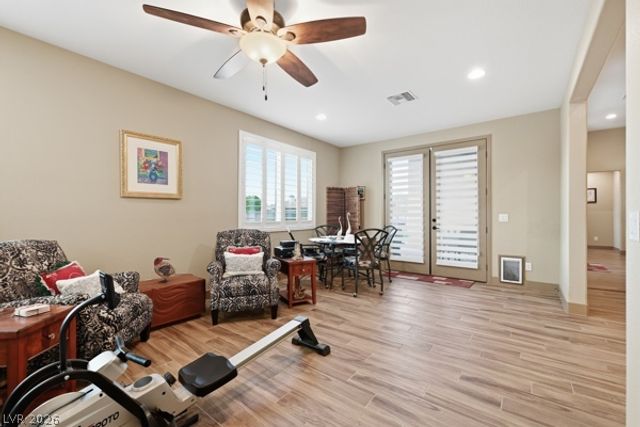 7275 Hinson Street, Las Vegas, NV 89118