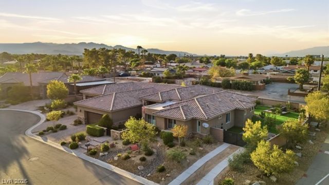 7275 Hinson Street, Las Vegas, NV 89118