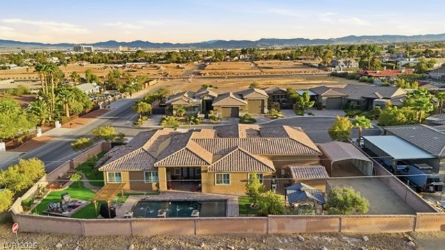 7275 Hinson Street, Las Vegas, NV 89118