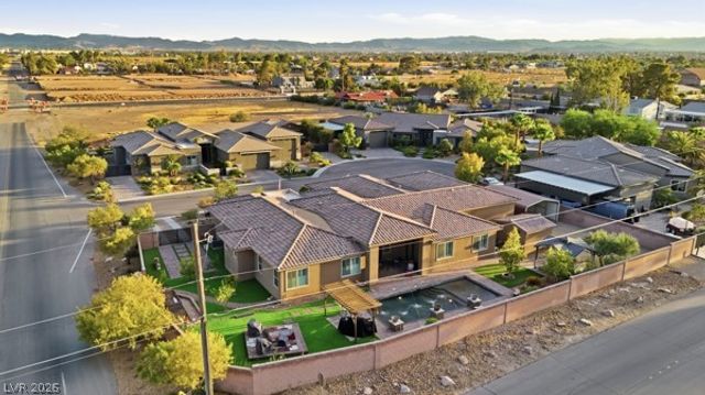 7275 Hinson Street, Las Vegas, NV 89118