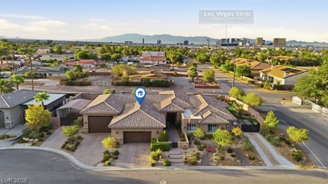 7275 Hinson Street, Las Vegas, NV 89118