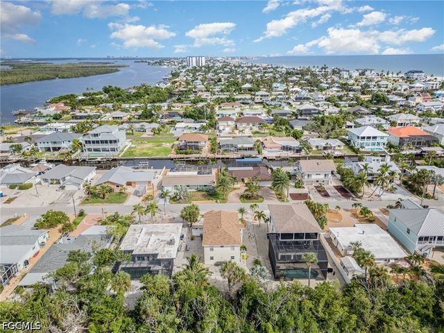 401 Donora BLVD, Fort Myers Beach, FL 33931