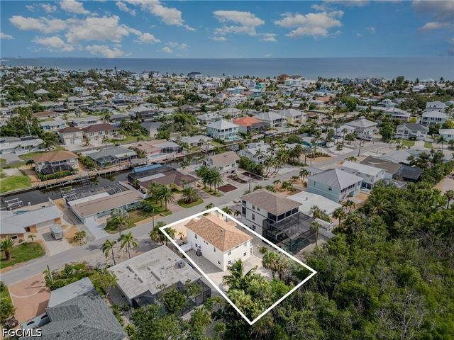 401 Donora BLVD, Fort Myers Beach, FL 33931