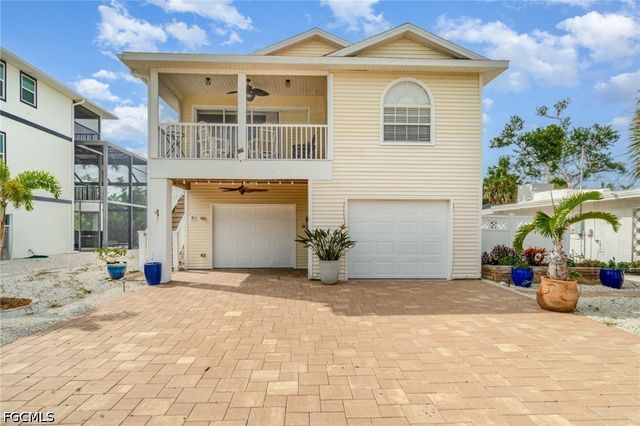 401 Donora BLVD, Fort Myers Beach, FL 33931