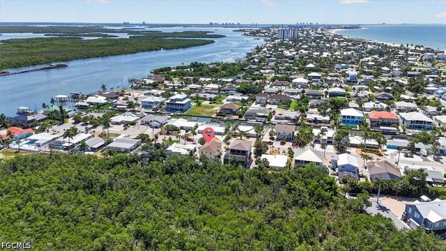 401 Donora BLVD, Fort Myers Beach, FL 33931