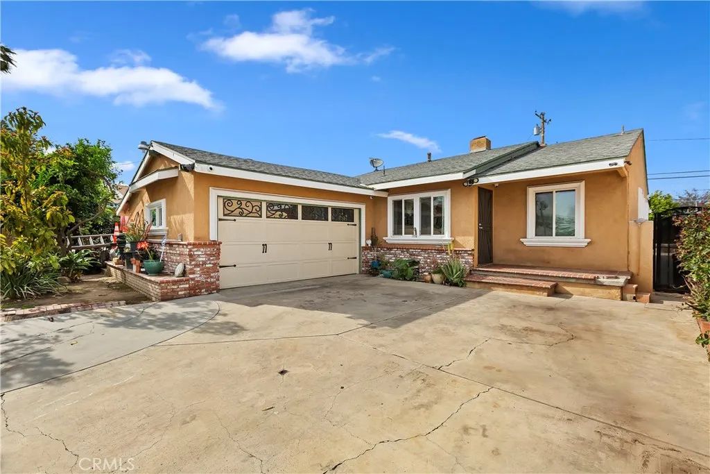 1665 Highland Street, Santa Ana, CA 92703