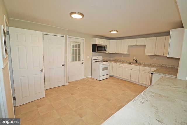 707 BEECHWOOD AVE, Cherry Hill, NJ 08002