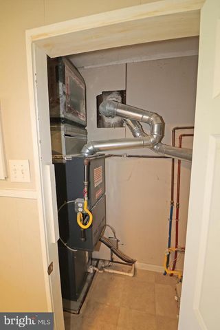 707 BEECHWOOD AVE, Cherry Hill, NJ 08002