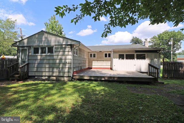 707 BEECHWOOD AVE, Cherry Hill, NJ 08002