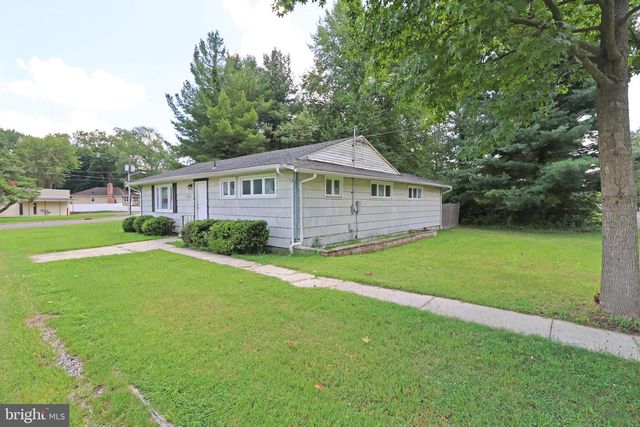 707 BEECHWOOD AVE, Cherry Hill, NJ 08002