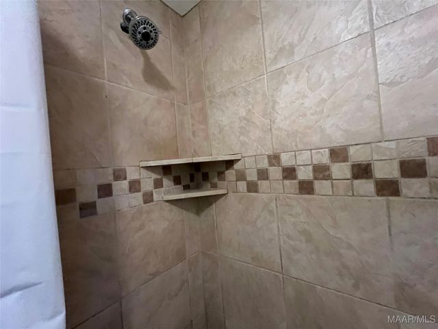 2731 Sweetbriar Road, Montgomery, AL 36109