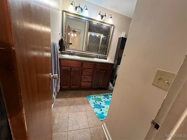 2731 Sweetbriar Road, Montgomery, AL 36109