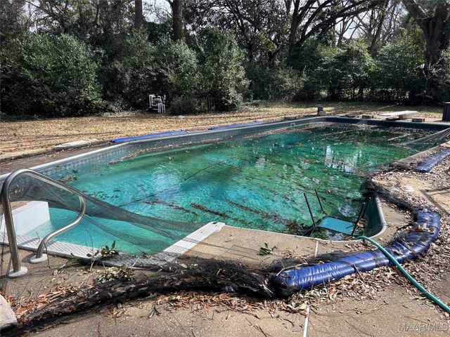 2731 Sweetbriar Road, Montgomery, AL 36109