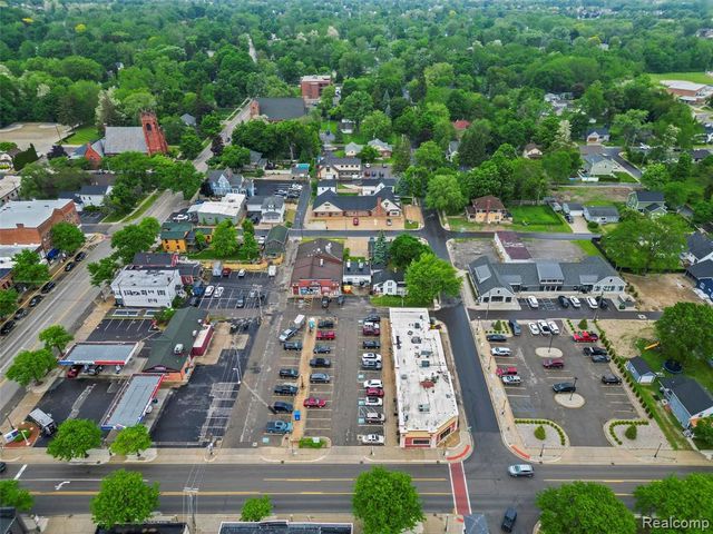 221 N Bailey Street, Romeo, MI 48065