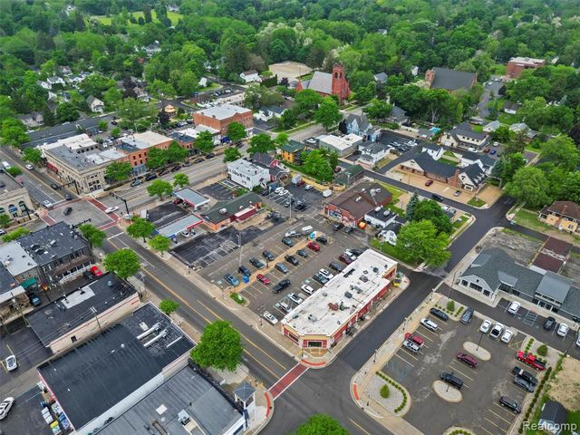 221 N Bailey Street, Romeo, MI 48065