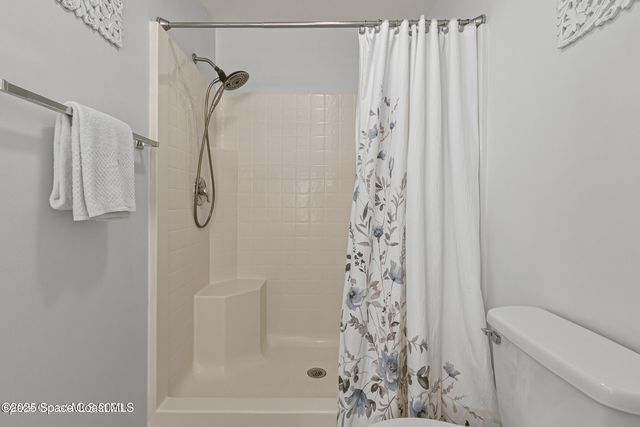 849 Chello Avenue NE, Palm Bay, FL 32905