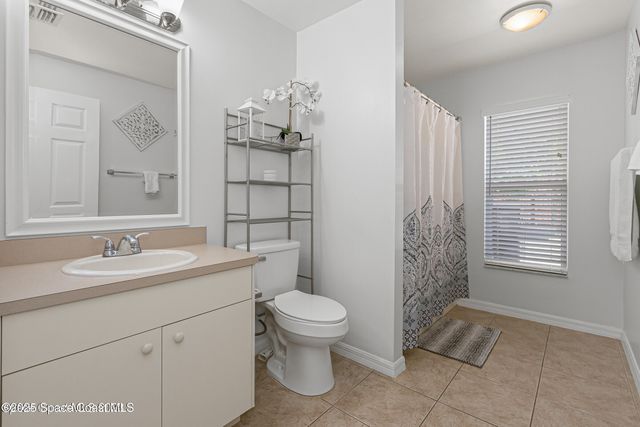 849 Chello Avenue NE, Palm Bay, FL 32905