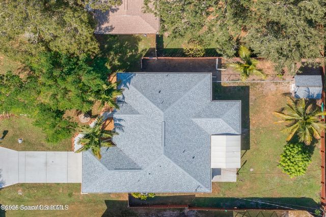 849 Chello Avenue NE, Palm Bay, FL 32905