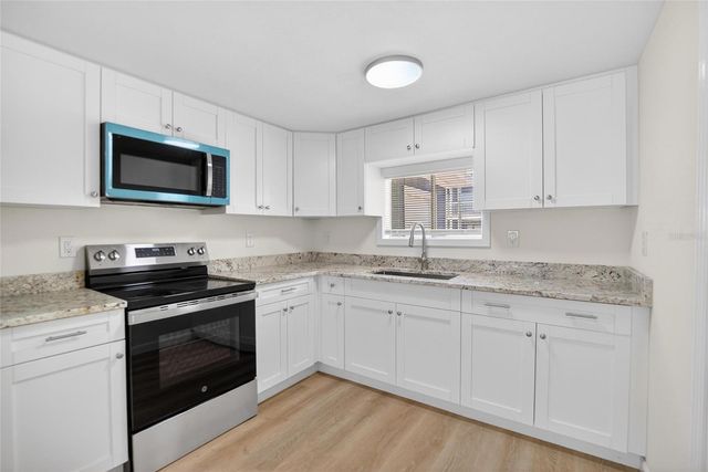 8738 N TANGERINE PLACE, Tampa, FL 33617