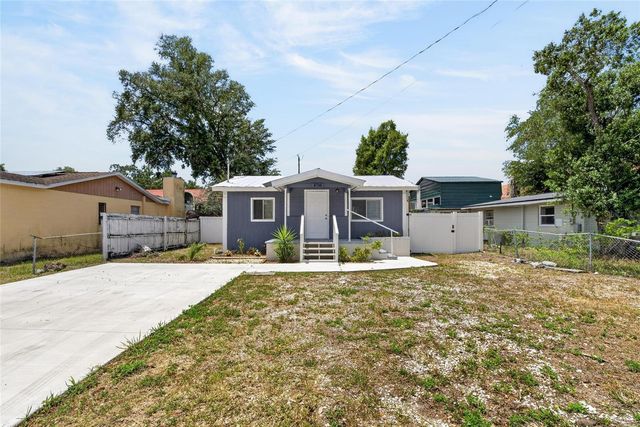 8738 N TANGERINE PLACE, Tampa, FL 33617