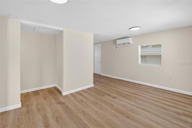 8738 N TANGERINE PLACE, Tampa, FL 33617