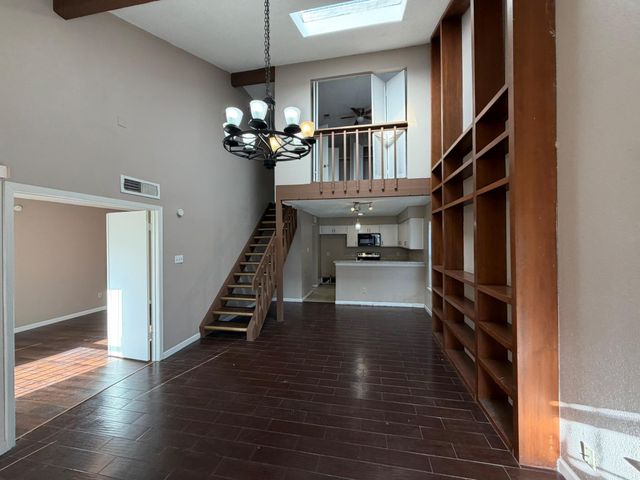 6327 Cattails Lane, Houston, TX 77035