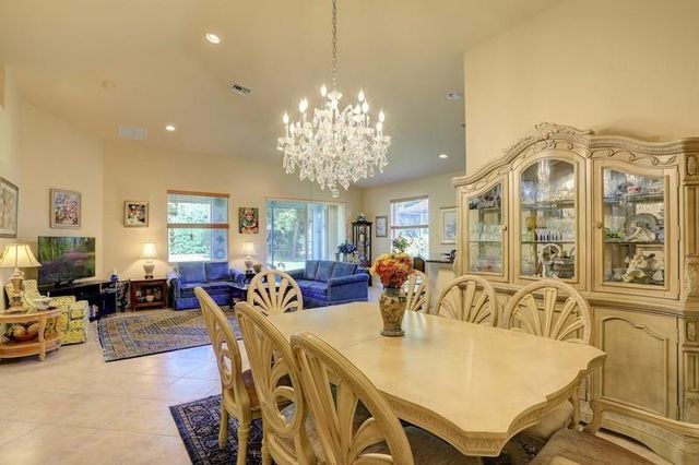 5561 57th Way, Vero Beach, FL 32967