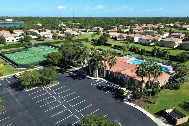 5561 57th Way, Vero Beach, FL 32967