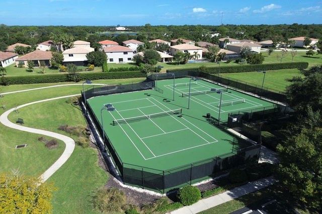 5561 57th Way, Vero Beach, FL 32967