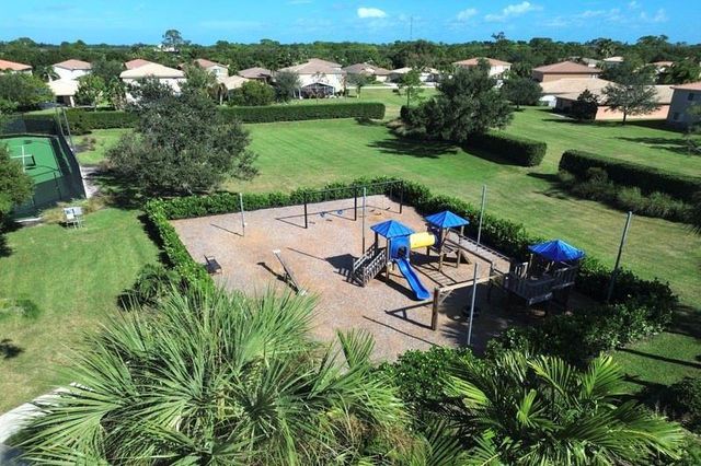 5561 57th Way, Vero Beach, FL 32967