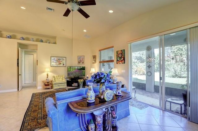 5561 57th Way, Vero Beach, FL 32967