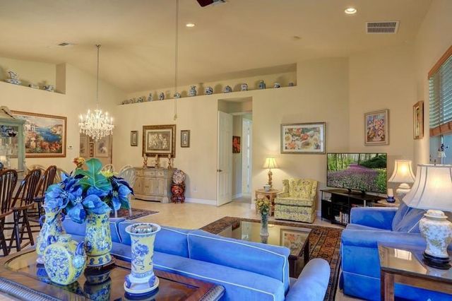 5561 57th Way, Vero Beach, FL 32967