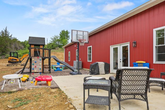 1301 Persimmon Ridge Road, Carlisle, KY 40311
