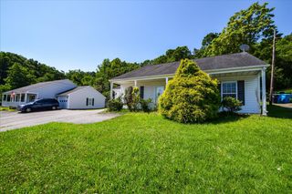 3653 Yellow Mountain RD, Roanoke, VA 24014