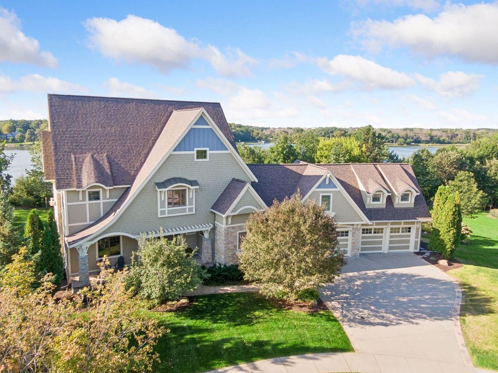 3649 Lerive Way, Chaska, MN 55318 — exterior