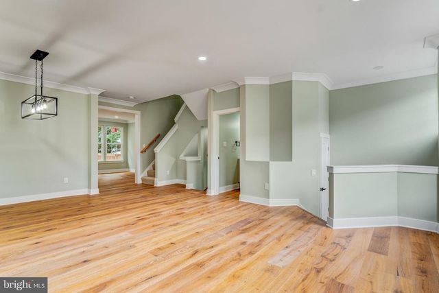 2614 TARLETON CORNER DR, Herndon, VA 20171